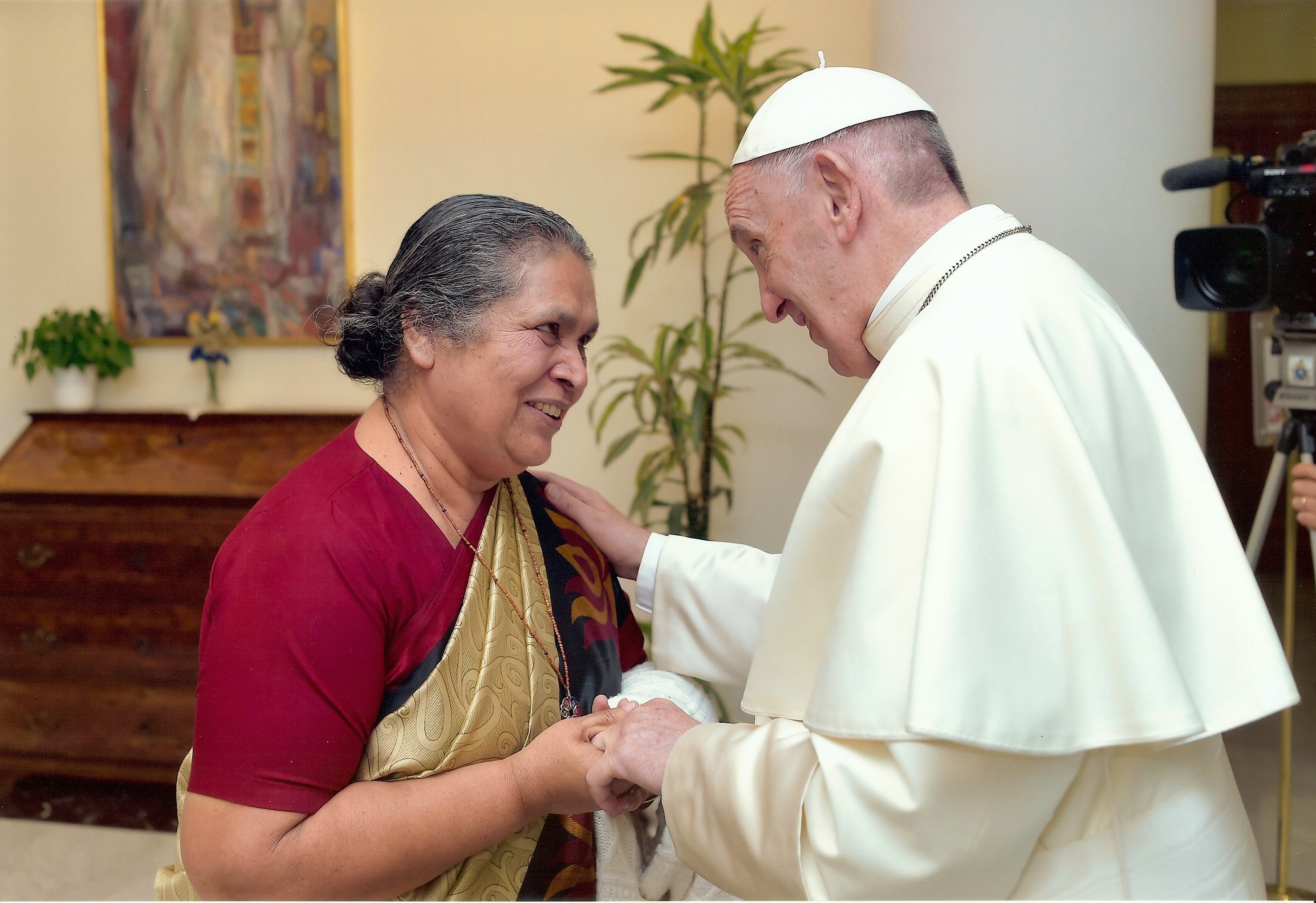 Sr Lucy with Pope